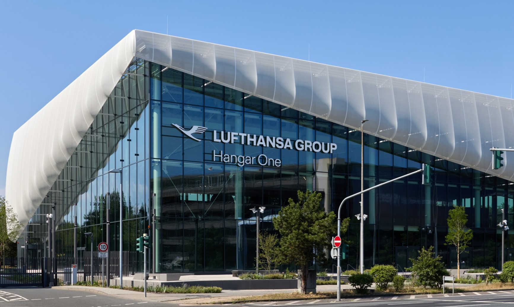 Lufthansa Group Hangar One (Fotos: Deutsche Lufthansa AG) Lufthansa Group Hangar One (Fotos: Deutsche Lufthansa AG)