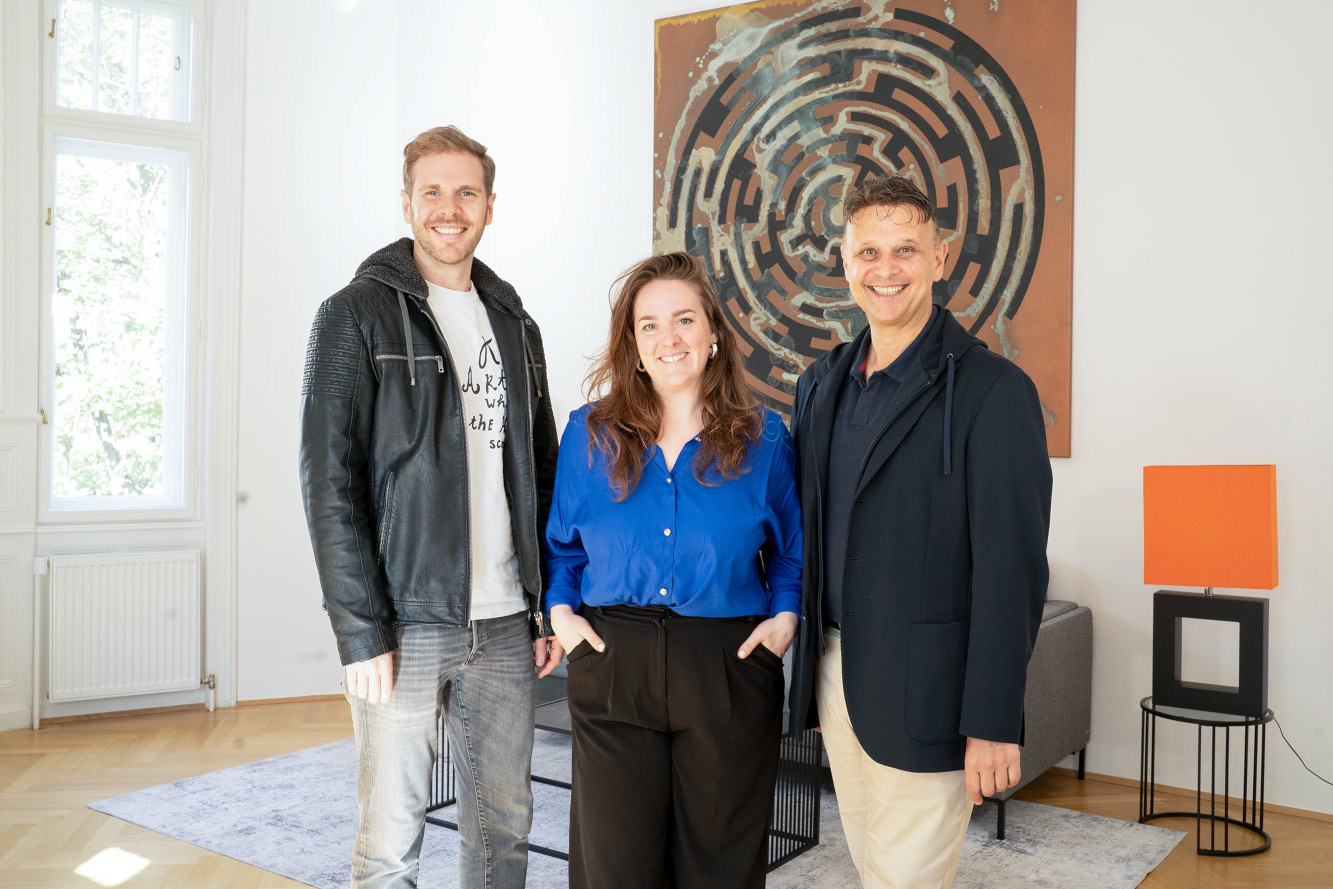 Agenturleiter Matthias Buchegger mit Manuela Tiefnig und Mario Reiner (von links, Foto: Allegria Communications) Agenturleiter Matthias Buchegger mit Manuela Tiefnig und Mario Reiner (von links, Foto: Allegria Communications)