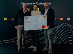 Mastercard, Ski Austria und Raiffeisen mit Launch-Event in Sölden Christian Schicker (Mastercard), Jan Überall (Ski Austria) und Christian Bevelander (Raiffeisen) (von links, Foto: SkiAustria/JakobZeller)