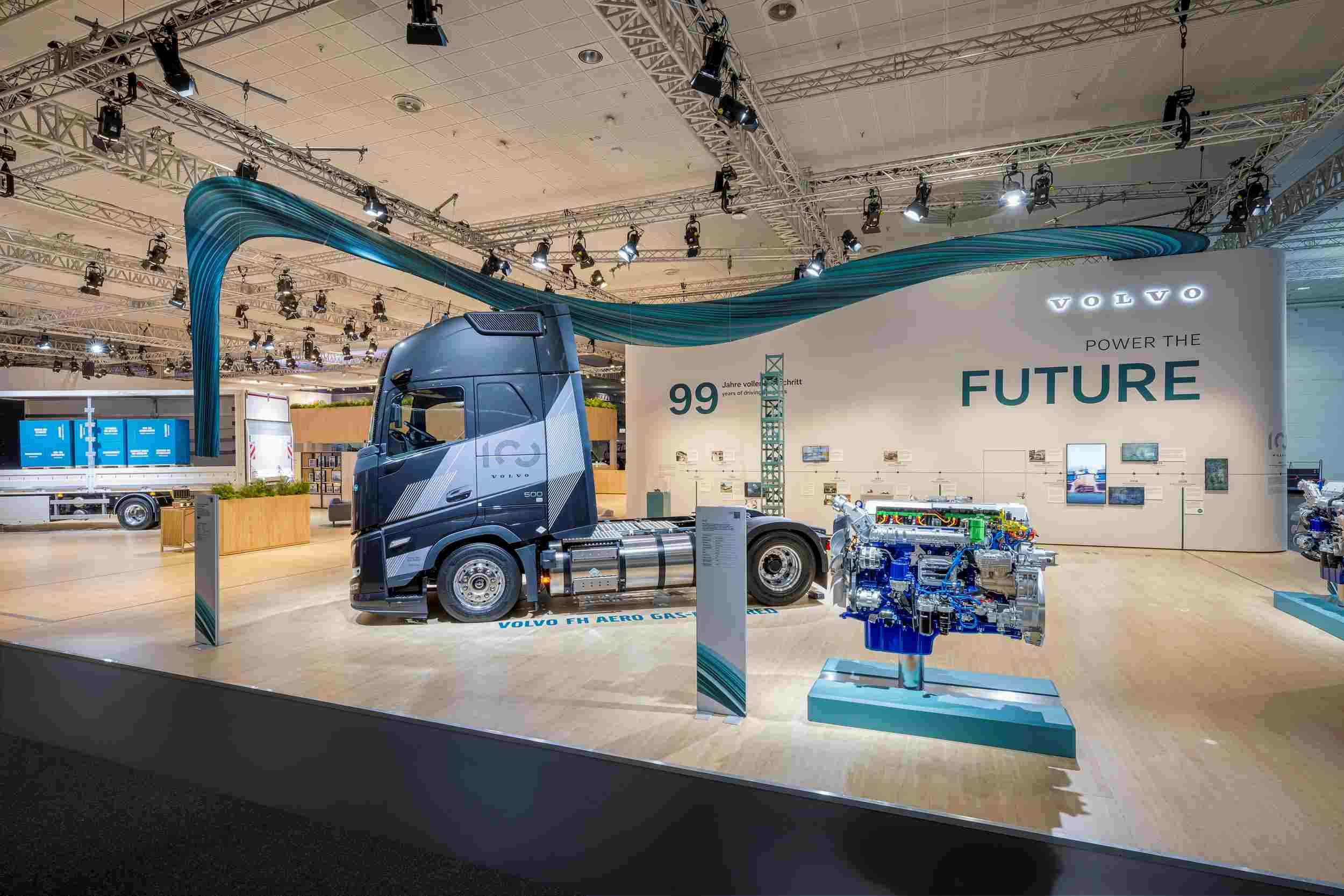hms-Volvo-IAA26_093